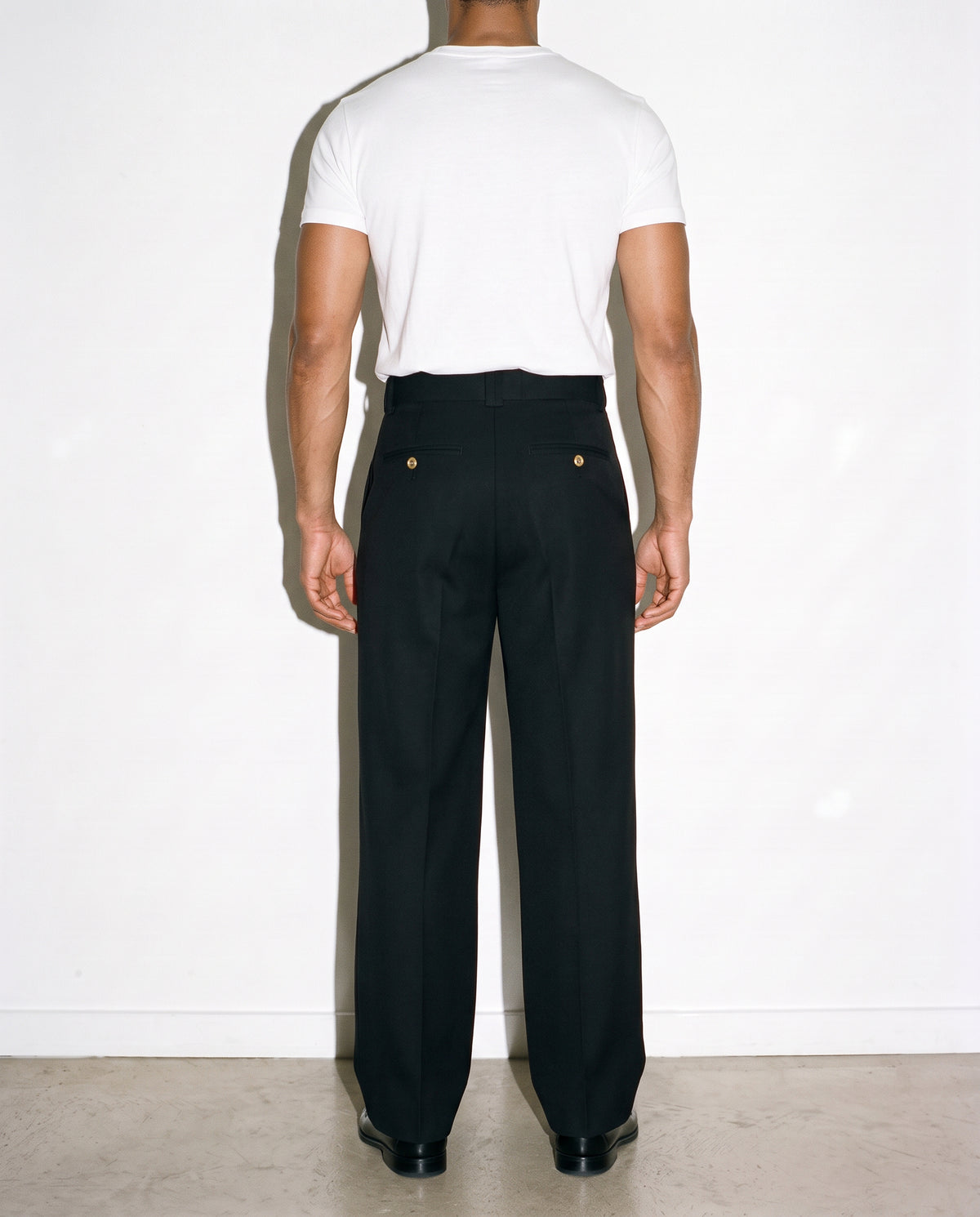 Pleated Wide-Leg Trouser